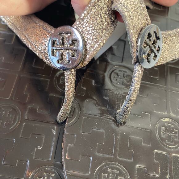 Tory Burch Women's Size 7 Thora Sandals Flip Flop Thongs Metallic Pewter Leather - Picture 12 of 12